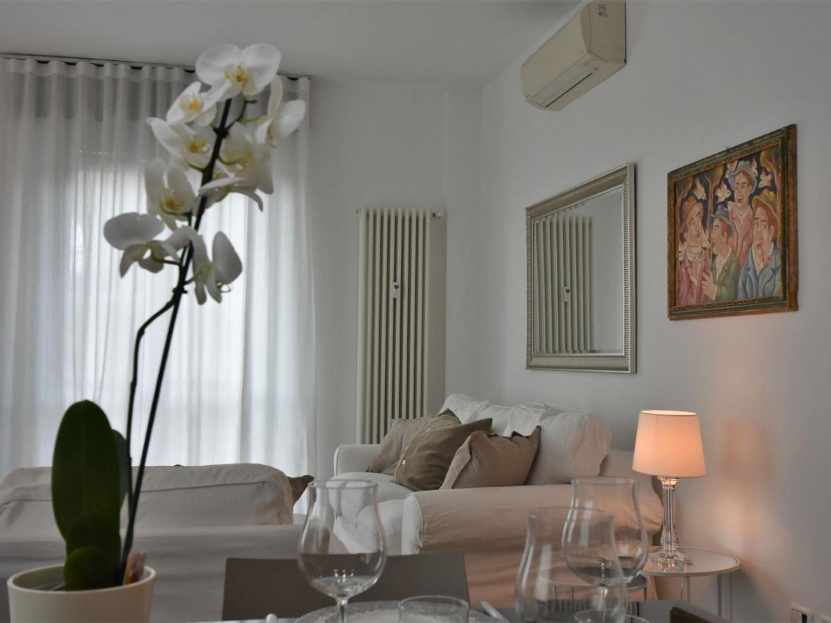 Apartment Corso Genova Apartment By Interhome Milán Exterior foto